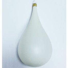 Plastic bauble tear drop 